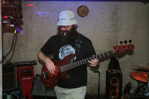 Cody Brugman, Bass